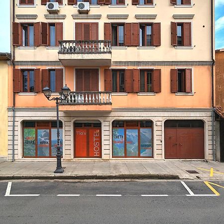 Tias Hostel Shkodra Exterior foto